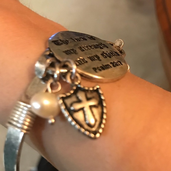 Bracelet - Picture 2 of 2